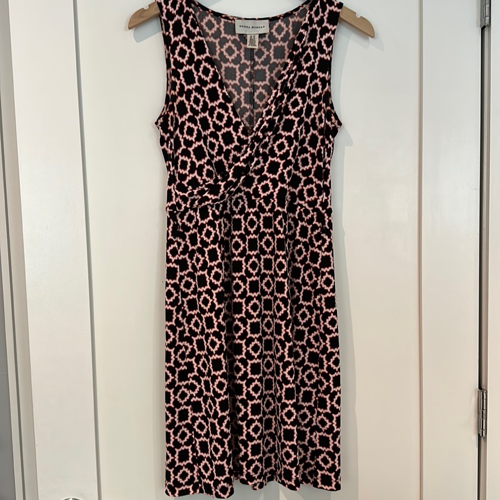 Black and coral geometric print dress